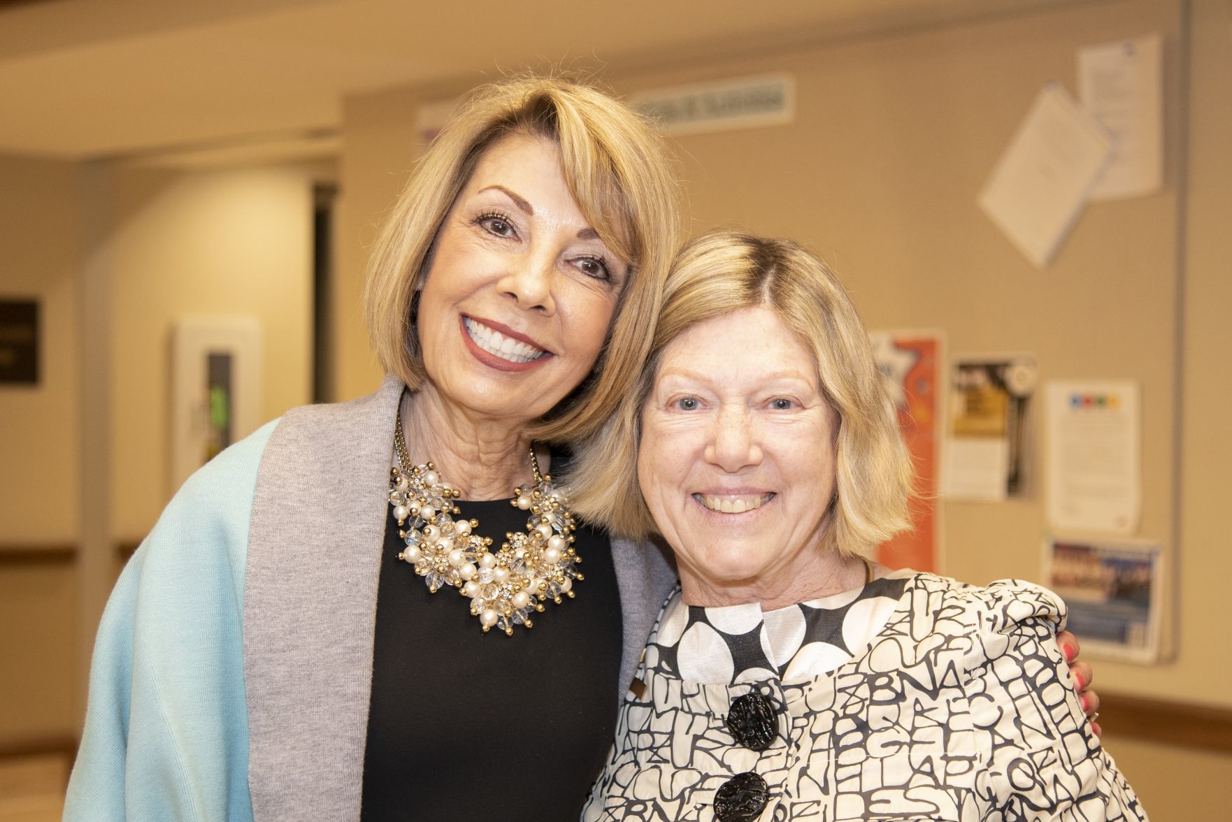 Christine Schmiz, Richelle Weisbrod